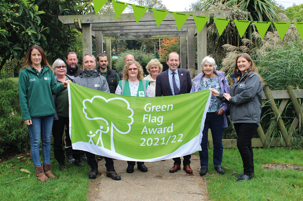 Green Flag Award 2021/22 @HorshamDC Winter 2022 | Our District 3