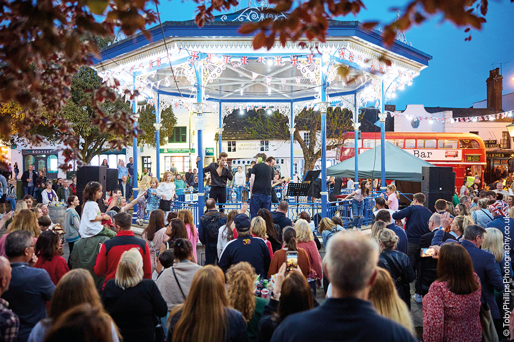 An evening performance at Horsham's Carfax