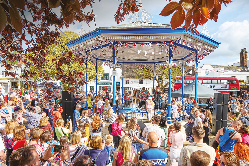 July 2023 cover: Carfax bandstand